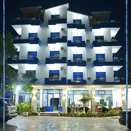 Blue Balcony 3* ゴーレム